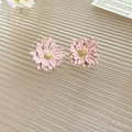 Close-up of pink daisy stud earrings with silver needles and vintage French design. - 38# Matte Pink Daisy Studs (HE25000)