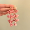 Élégantes boucles d'oreilles pendantes fleurs en tissu rose style bohème pour SKU. - Style Long de Pétale en Tissu (22#) / Rose