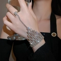 Bague bracelet élégante avec design de grille géométrique en strass pour femme - Style 51