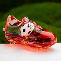 Porte-clés chaussure de foot rouge avec paillettes dorées et mini ballon de foot - Rouge