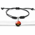 Bracciale nero intrecciato regolabile con ciondolo tondo in vetro bandiera Angola - Angora