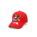 Rote Baseballkappe mit detaillierter Adler- und USA-Flaggen-Stickerei aus Baumwolle - Rot