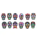 Set de rascado de Halloween con 12 calaveras mexicanas para fiestas y manualidades - Juego de Arte para Rascar de Calavera de Flores Coloridas (Incluye Tarjetas, Lápices de Bambú Y Cintas)