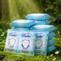 Portable baby wet wipes 10-count pack for hand and mouth cleaning with cute bear design - Bear / 10 Pieces