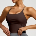 Dunkelbraunes Yoga-Top mit gekreuzten Rückenriemen und integrierten Polstern - S / Destillierter Kaffee