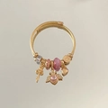 Goldenes Armband mit rosa Herzflügeln, Schlüsselanhänger und glänzenden Zirkonia-Steinen - Exquisiter Perlenstil (B1070)
