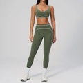 Ensemble de yoga vert olive deux pièces avec liserés blancs, brassière et legging taille haute - S / Haut Et Bas / Vert Mousse Fumée