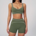 Ensemble de yoga vert olive deux pièces avec bordures blanches contrastées - S / Haut Et Bas / Vert Mousse Fumée