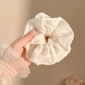 Crèmewitte oversized bloemen kant scrunchie met geplooide textuur voor knotjes - #4 Beige 4 Lagen Circa 14 Cm