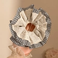 Franse oversized scrunchie met zwart-wit ruitjespatroon en bloemrijke kanten details - #1 Smalle Taille - Geruite Kant Ca. 13 Cm