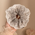 Franse retro scrunchie van wit kant met zwart-wit bloemenpatroon detail - #1 Witte Kant 15 Cm