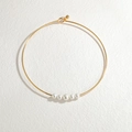 Collana in acciaio inossidabile placcato oro 18k con pendente di perle sfumate - Stile a Cinque Perle