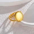 Anello a sigillo ovale vintage in acciaio placcato oro 18k con fascia intrecciata - Oro