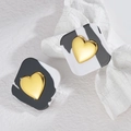 Retro geometric coffee square stud earrings with golden heart detail and marble texture - Black and White Marble