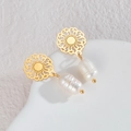 Elegant gold flower stud earrings with baroque pearl drop in a minimalist french style - Hollow Sun Flower Disc Style (E1105-tyh)