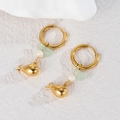 Elegante goldene Creolen mit hellgrünem Stein, weißer Perle und Fisch-Anhänger - Wal Stil A (E1103-jingyu-A)