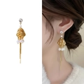 Elegante goldene Fransenohrringe mit weißen Perlen und langen Kettenquasten für Damen - Gold mit weißer Perle