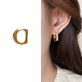 Elegante goldene Ohrringe in D-Form mit glänzendem Finish und geometrischem Design - Gold