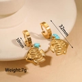 Detail view of 32mm fish earrings with blue stone bead and gold striped texture - Fish Blue Stone Style (M-E1157-yu)