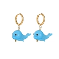 Orecchini a cerchio placcati oro 18K con ciondoli a forma di delfino blu in resina - Delfino