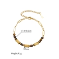 Vista macro de cuentas de oro de 18k en collar de acero con marcas de 17,5+5,5cm - Pulsera