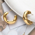 Orecchini a cerchio a C dorati con texture ondulata irregolare e design moderno - Oro 18K / Oro (A0702AJ)
