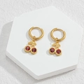 Elegantes pendientes de aro en oro de 18k con colgantes de cereza roja y hojas verdes - Aros de Cereza con Strass (E1132-xz-eq)