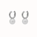 Elegante 18K vergulde messing oorringen met witte ronde parels op een witte achtergrond - Geplatineerd / Zilverkleurig / Zilver Witte Parel (A0204B)