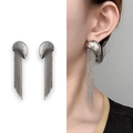 Polierte silberne Ohrringe mit langen Kettenquasten für einen modernen minimalistischen Look - Silber (A1102-06B)