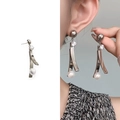 Silver geometric earrings with zircon and pearl details in a streamlined drop style - Silver (A0528C)