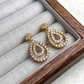 Macro di orecchini a goccia in oro con doppia montatura in pavé di zirconi chiari - Rame Placcato Oro Reale 18K + Zirconia / Oro (A0628C)