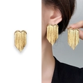 18K vergoldete Herz-Ohrstecker mit eleganten langen Fransen aus Metallkettenquasten - Herz-Quasten-Stil (A0417C Gold) / Gold