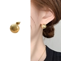 Orecchini a lobo a sfera placcati oro 18k con trama a scaglie di serpente e stile mesh - Oro