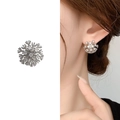 Elegant silver snowflake stud earrings with sparkling cubic zirconia for women - Silver