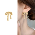 Elegante gouden strikoorbellen met witte strassteentjes en fijne kanten randjes - Goud (A0761B)