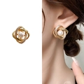 Elegant 18K gold-plated geometric earring with pearl and pavé crystals on model - Gold
