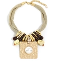 Collana a maglia dorata con pendente quadrato martellato e perla bianca per donna - Stile Pendente Quadrato con Intarsi di Perle e Catena in Maglia Dorata (X-1434)