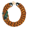 Collier bohème multicouche avec perles en bois brun et pierres vertes, fermoir à bascule doré - Style Bohème Multirang Perles Marron et Vert (X-1458)