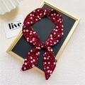 Bandeau écharpe étroite rouge foncé à fleurs avec motifs de fleurs blanches en nœud - 23 Pissenlit Rouge Vin