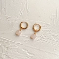 Macro detail of 18K gold-plated earrings with square pink translucent natural stones - Natural Rose Quartz Rhombus - Gold