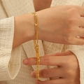 Elegante pulsera multicapa de cadena de oro de 18K con lentejuelas para mujer - Estilo con Borlas Multicapa / Dorado