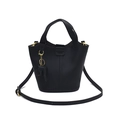 Elegante bolso de hombro negro tipo cubo con textura de cuero y colgante de caballo - Negro