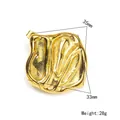Detalle de pendientes geométricos irregulares chapados en oro, medidas 35x33mm - Diseño Irregular Líquido (HT-5959) / Dorado