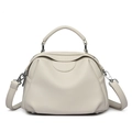 Borsa a mano bianco sporco in pelle a grana litchi con manico e hardware argentato - Beige