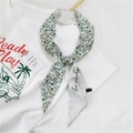 Sciarpa sottile verde floreale con stampa love yourself per borse o come fazzoletto - 7x130cm / Ramo di Magnolia