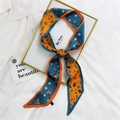 Sciarpa in seta blu pavone e arancione a fiori su sfondo di camicia bianca - 7*130cm / Foglia Floreale Giallo Arancio