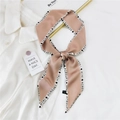 Élégant foulard étroit rose champagne avec bordure imprimée de lettres noires - Bord de Lettre Champagne / 6x120cm
