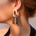 Boucles d'oreilles bohèmes géométriques avec U en résine crème et détails carrés bruns - Chaîne Géométrique en Résine Blanche(23# E-1877)