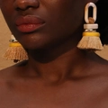 Boucles d'oreilles bohèmes à pompons dorés et blanc crème avec texture marbre - Bague Ovale en Résine Pompon Jaune(29# E-1883)
