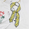 Écharpe étroite en soie avec imprimé citron jaune vif et motif de feuillage noir - Fruit Jaune